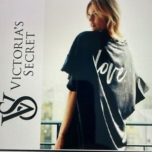 Victoria’s Secret Satin Black Satin Kimono Robe